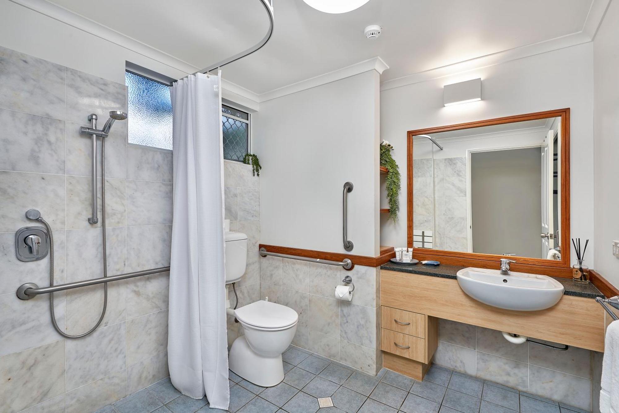 Alassio Apartments With Direct Pool Access Παλμ Κόουβ Δωμάτιο φωτογραφία
